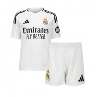 Real Madrid Vinicius Junior #7 Domáci Detský futbalový dres 2024-25 Krátky Rukáv (+ trenírky)